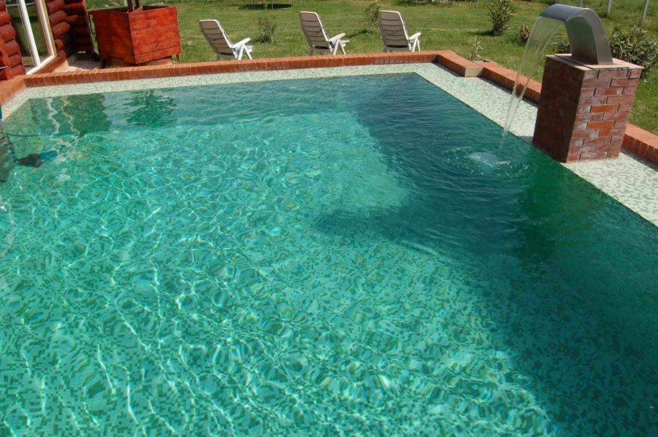 Roenk-Wellness Panzio Mezopeterd Bed & Breakfast Exterior photo